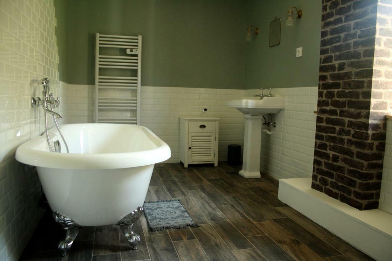 Le Clos Darwin - Chambres D'Hotes Brin-sur-Seille Exterior foto